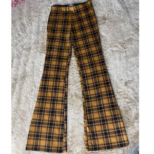 Bell bottom/ flare stretchy plaid pants